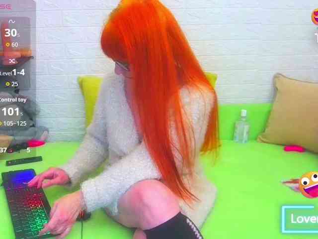 FoxyMature webcam