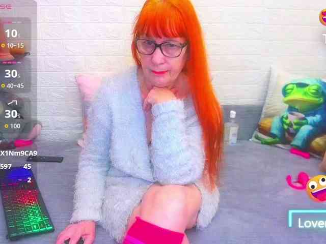 FoxyMature FoxyMature