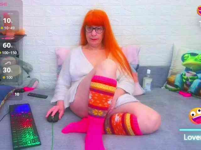 FoxyMature FoxyMature