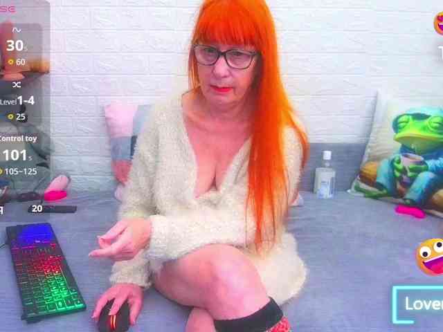 FoxyMature FoxyMature