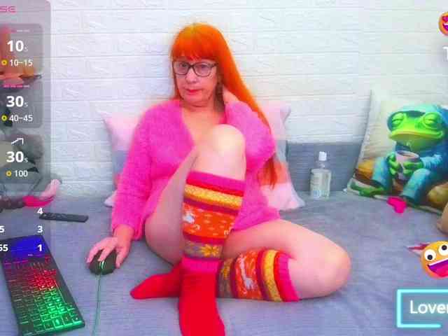 FoxyMature FoxyMature