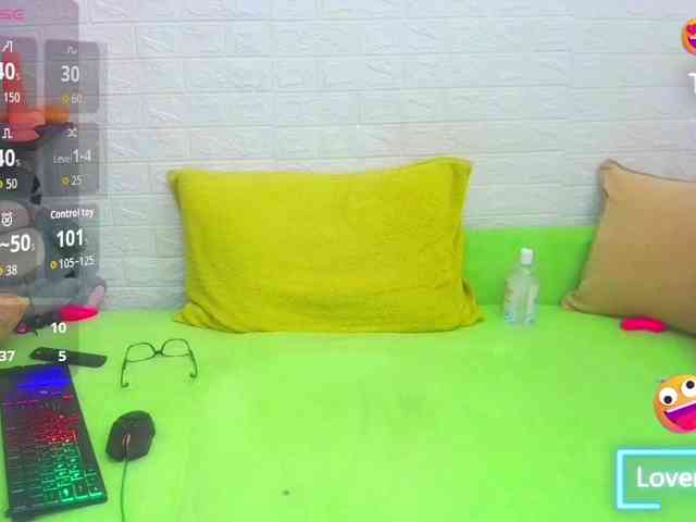 FoxyMature Live Webcam on BongaCams