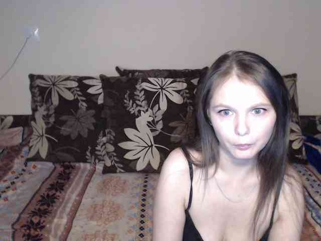 NikaFlameFox webcam