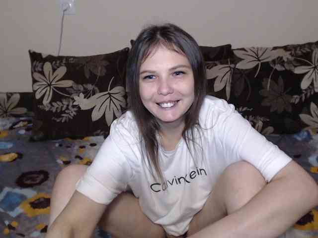 NikaFlameFox webcam