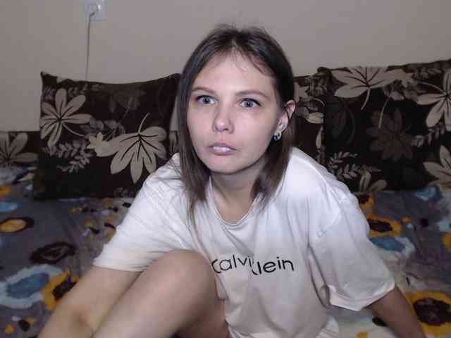 NikaFlameFox webcam