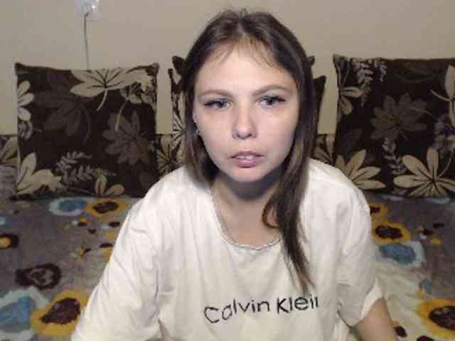 NikaFlameFox webcam