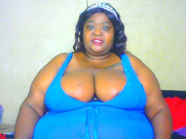 BellyGoddess's BongaCams show and profile