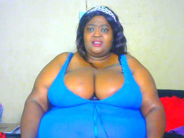 BellyGoddess's BongaCams show and profile