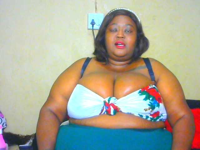 BellyGoddess's BongaCams show and profile