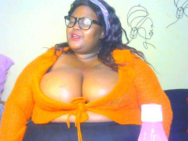 BellyGoddess's BongaCams show and profile