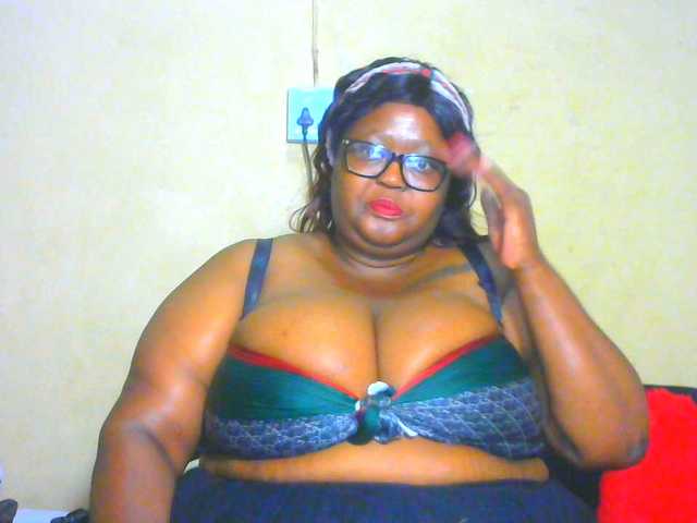 BellyGoddess's BongaCams show and profile