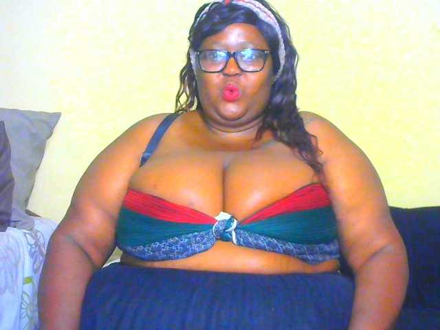 BellyGoddess's BongaCams show and profile