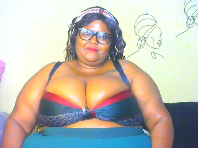 BellyGoddess's BongaCams show and profile