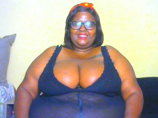 BellyGoddess's BongaCams show and profile