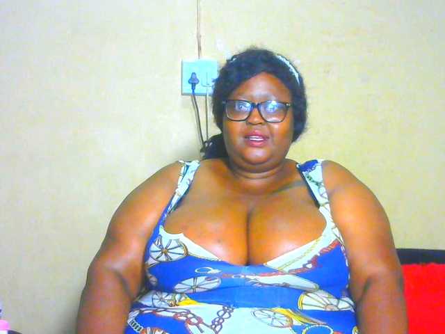 BellyGoddess's BongaCams show and profile