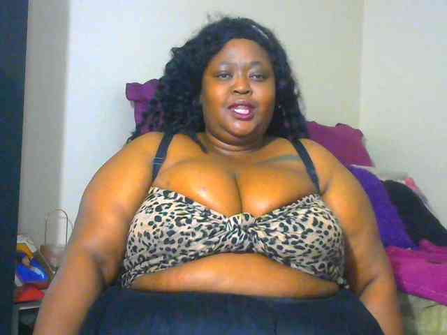 BellyGoddess webcam