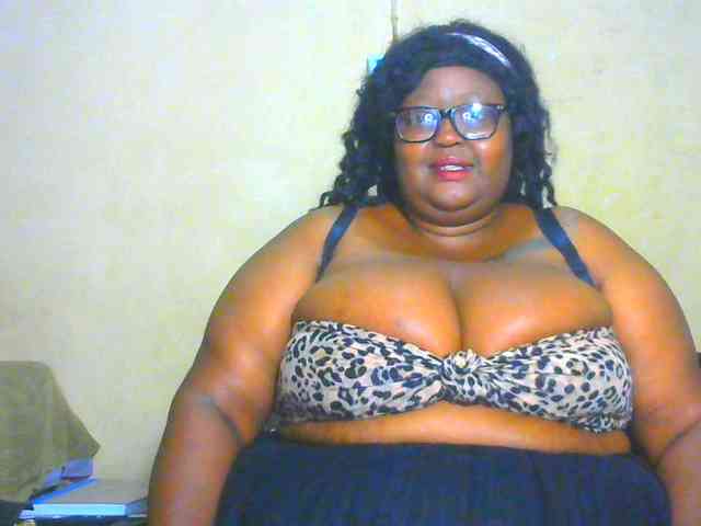 BellyGoddess webcam