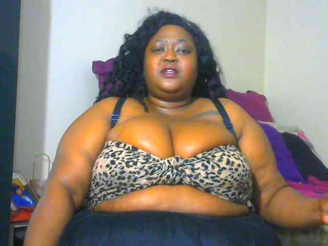 BellyGoddess webcam
