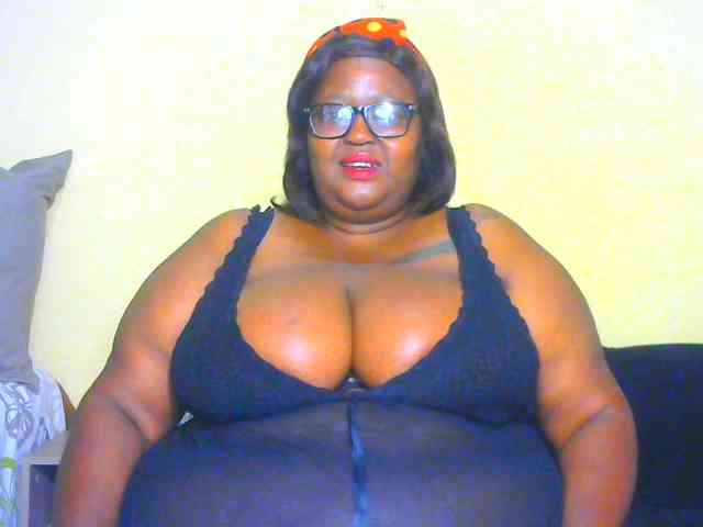 BellyGoddess webcam