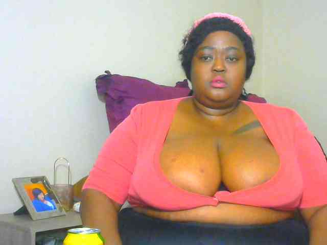 BellyGoddess webcam