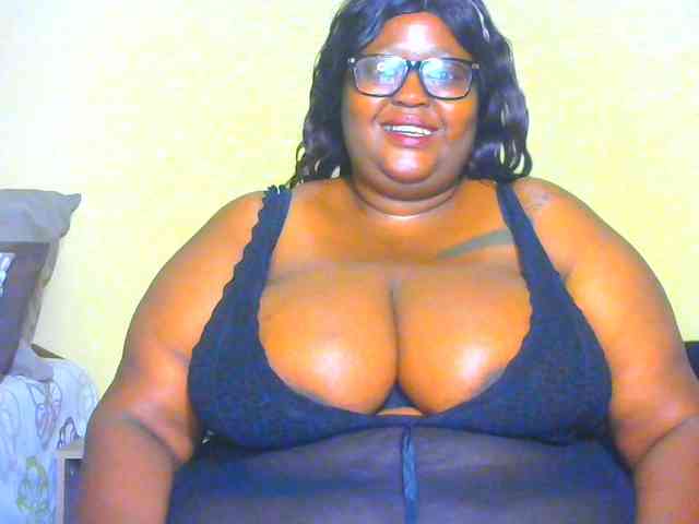 BellyGoddess webcam