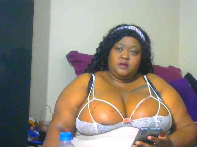 BellyGoddess webcam