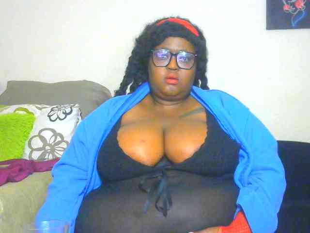 BellyGoddess webcam