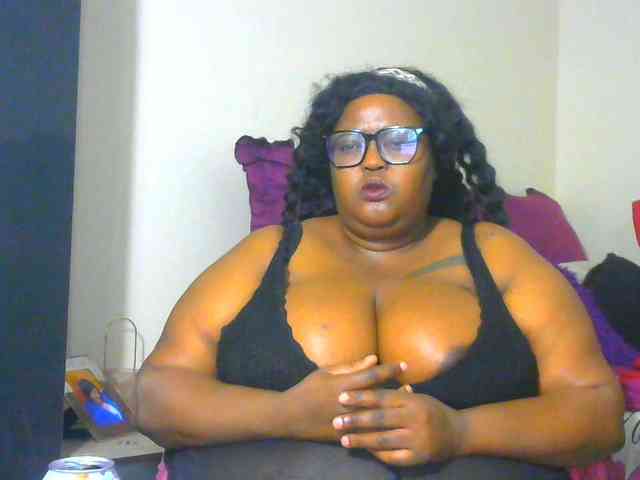 BellyGoddess webcam