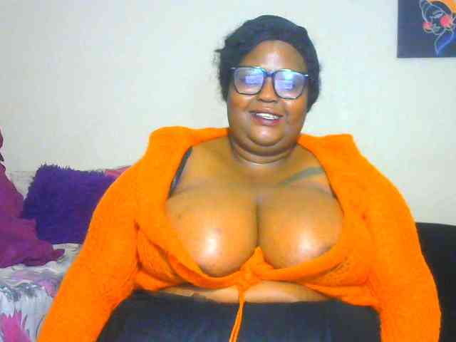 BellyGoddess webcam
