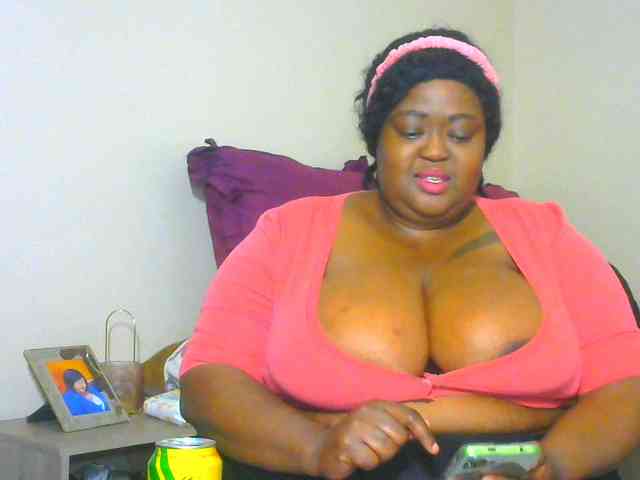 BellyGoddess webcam