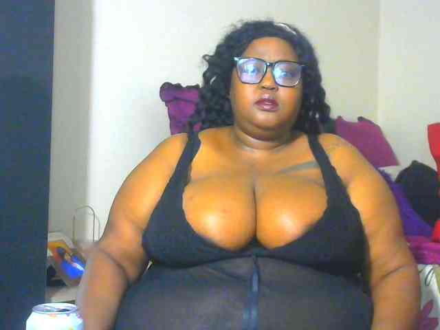 BellyGoddess webcam