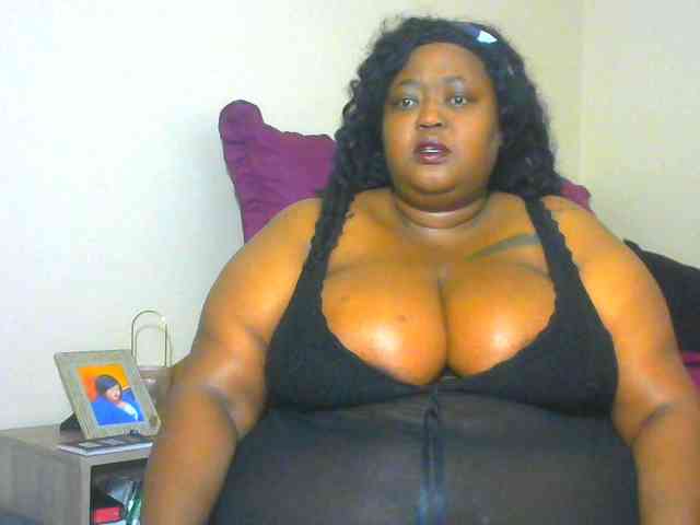 BellyGoddess webcam