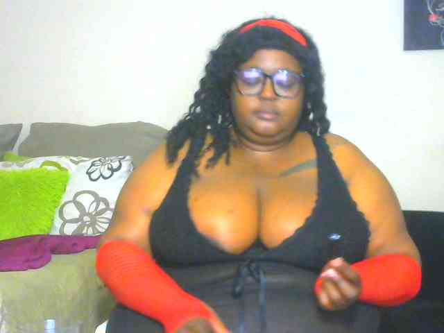 BellyGoddess webcam