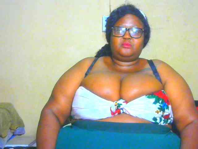 BellyGoddess webcam