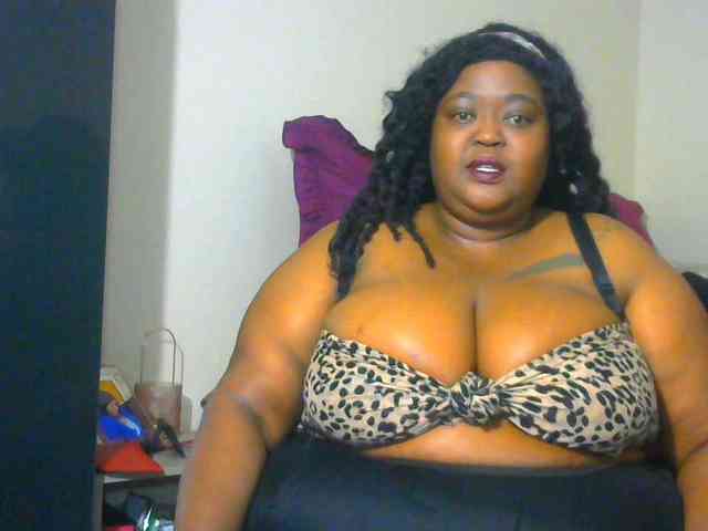 BellyGoddess webcam
