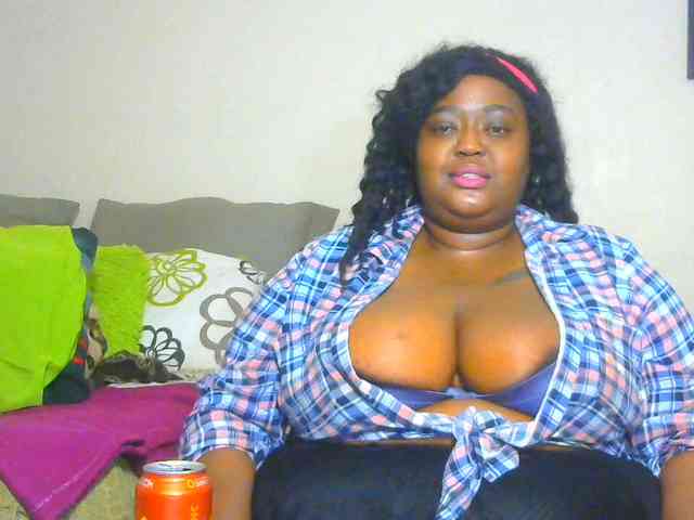 BellyGoddess webcam