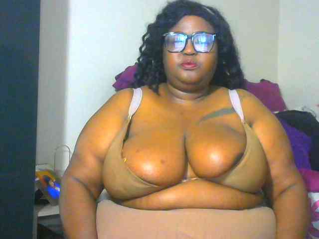 BellyGoddess webcam