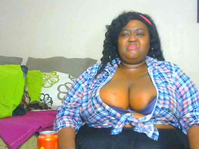 BellyGoddess webcam