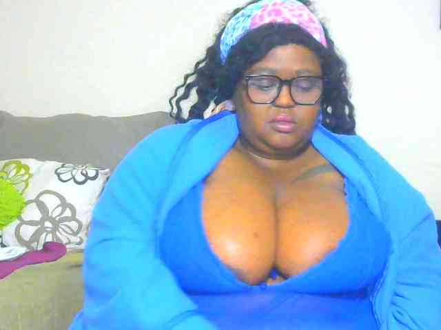 BellyGoddess webcam