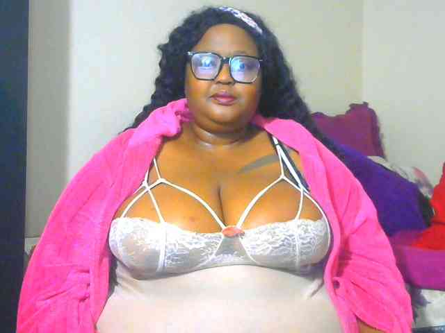 BellyGoddess webcam