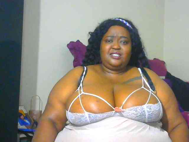 BellyGoddess webcam