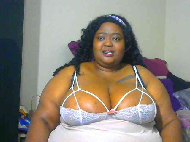 BellyGoddess webcam
