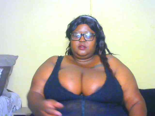 BellyGoddess webcam
