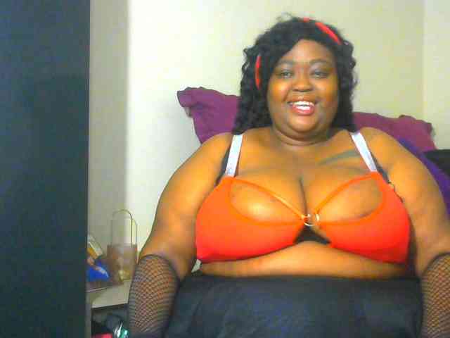 BellyGoddess webcam