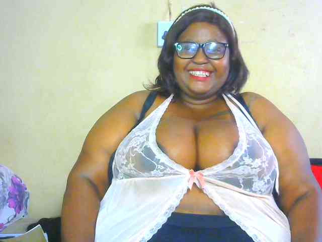 BellyGoddess webcam