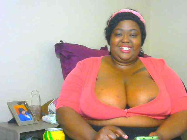 BellyGoddess webcam