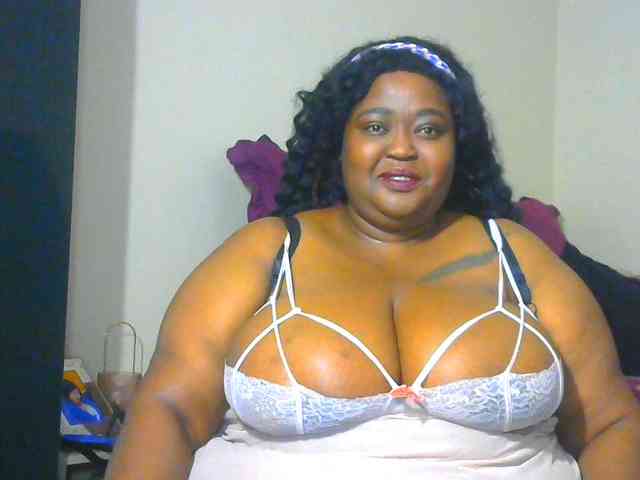 BellyGoddess webcam