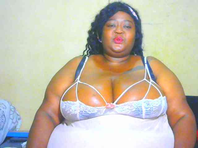 BellyGoddess webcam