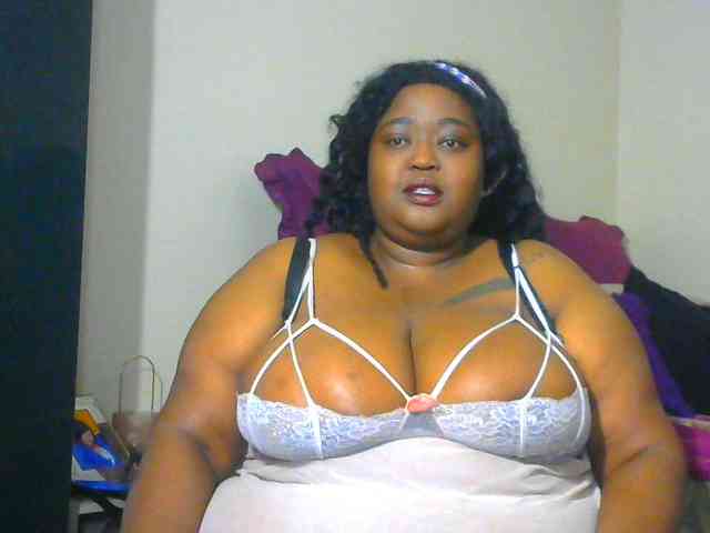 BellyGoddess webcam