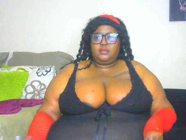 BellyGoddess webcam